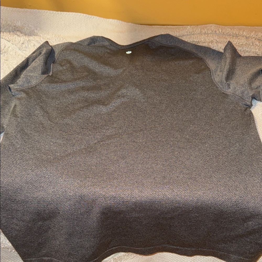lululemon athletica Charcoal Long Sleeve Henley - Picture 4 of 6